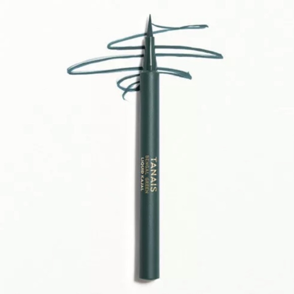 tanais kajal eyeliner